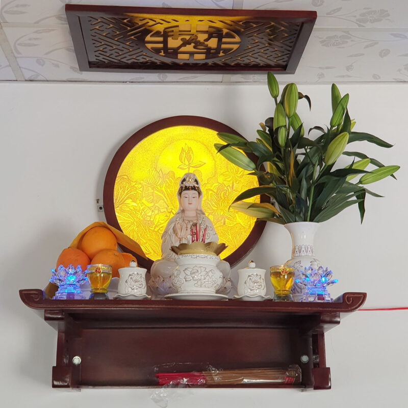 Bàn thờ phật treo tường hiện đại