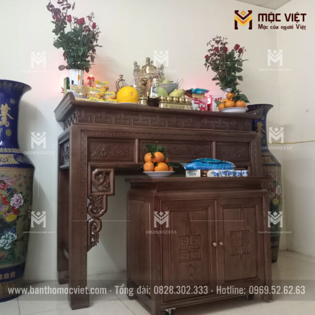 Kiểu giáng bàn thờ mang phong cách hiện đại pha lẫn hoa văn truyền thống