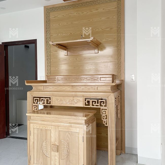Bàn thờ gỗ sồi màu sáng hiện đại