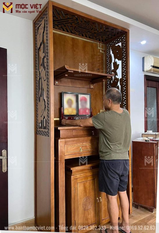Mẫu phòng thờ chung cư hiện đại kết hợp bàn thờ phật và bàn thờ gia tiên