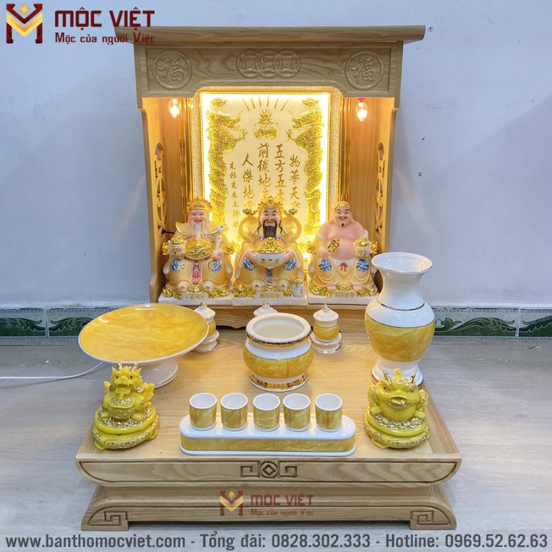 Bàn thờ gỗ sồi đẹp màu sáng hiện đại