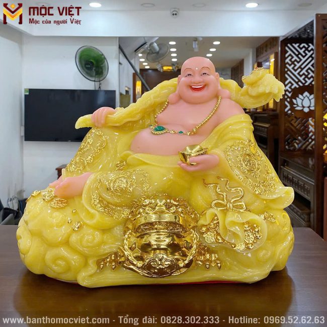 Tượng phật di lặc màu vàng đẹp