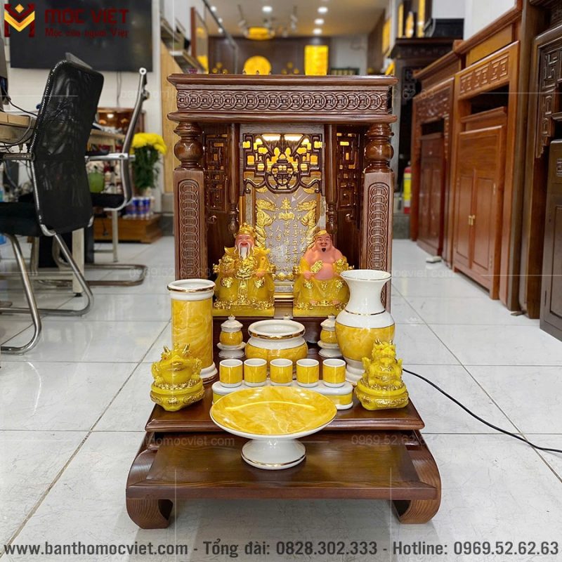 bàn thờ thần tài cột chắc chắn, hiện đại